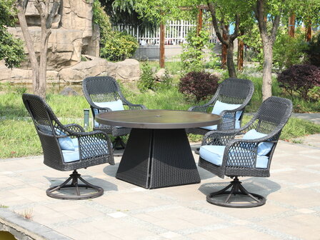 Diningset Redonda detail &mdash; draaibare stoel antraciet wicker met blauwe kussens