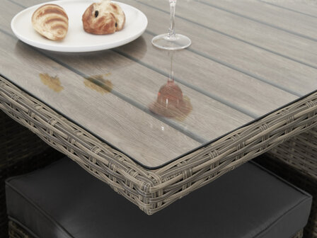 Diningset aluminium frame detail &mdash; gepoedercoat duurzaam en weerbestendig