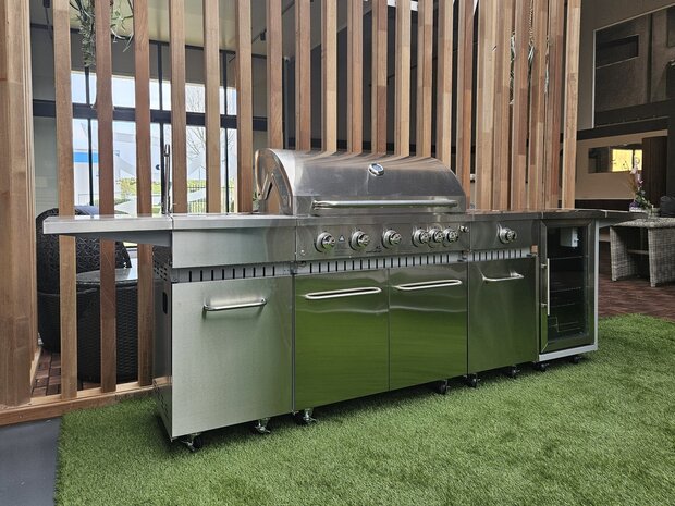 Gasbarbecue buitenkeuken RVS achterzijde opbergkastjes