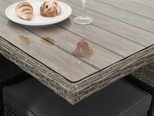 Diningset aluminium frame detail &mdash; gepoedercoat duurzaam en weerbestendig