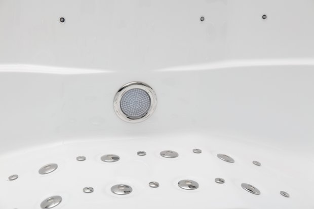 Waterjets detail outdoor spa naturel hout